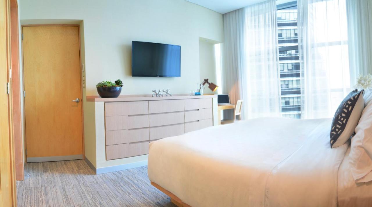 Stadia Suites Mexico City Santa Fe Dış mekan fotoğraf A bedroom at the Hotel Commonwealth